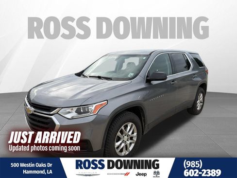 Used 2020 Chevrolet Traverse LS FWD image 1