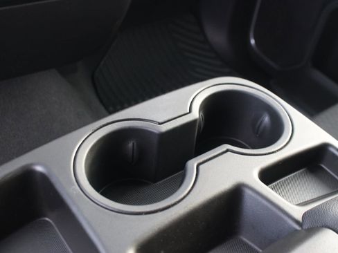 Used 2025 Chevrolet Silverado 2500 LT w/ Convenience Package image 25