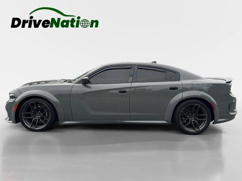 Used 2018 Dodge Charger R/T RWD image 8