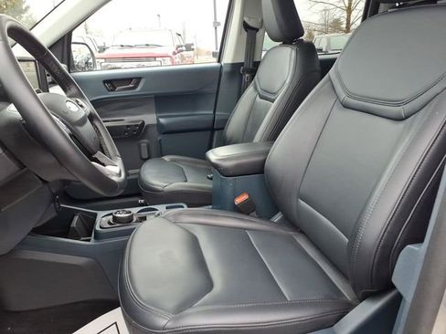 Used 2024 Ford Maverick Lariat w/ Black Appearance Package image 13