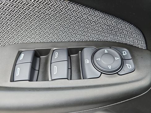 Used 2023 Chevrolet TrailBlazer LT image 27