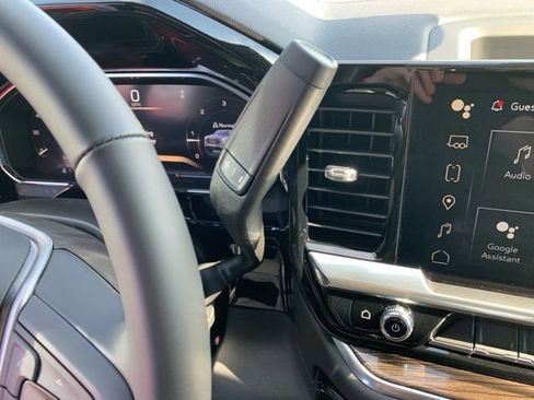 New 2026 GMC Sierra 1500 Elevation image 17