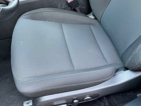 Used 2025 Hyundai Kona SEL FWD image 24