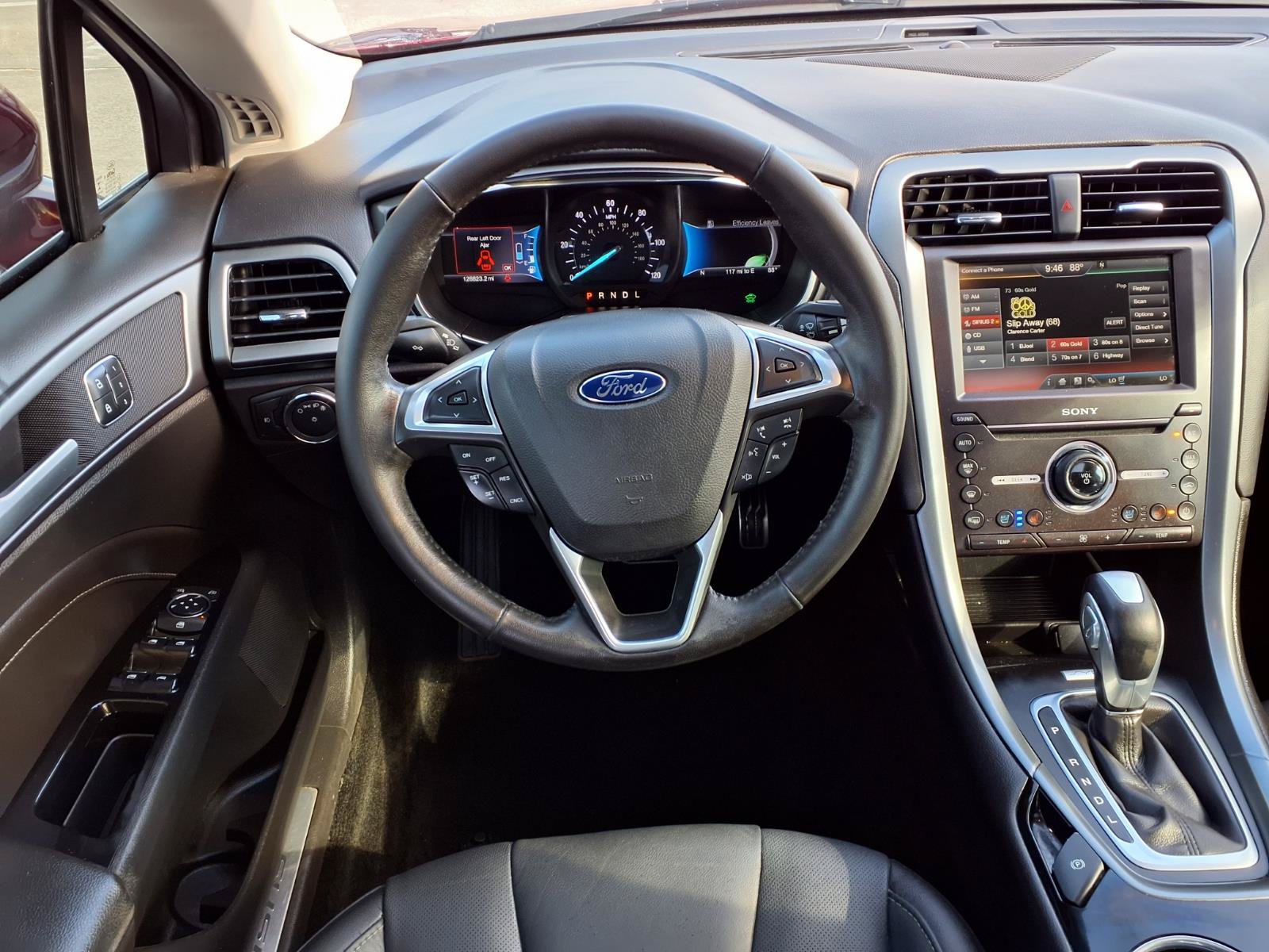 Used 2016 Ford Fusion Titanium FWD image 15