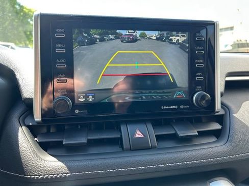 Used 2021 Toyota RAV4 XLE w/ Convenience Package AWD/4WD image 21