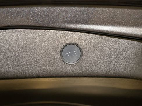 Used 2021 Tesla Model 3 Long Range image 6