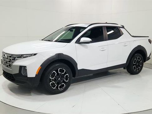 Used 2022 Hyundai Santa Cruz SEL Premium image 3