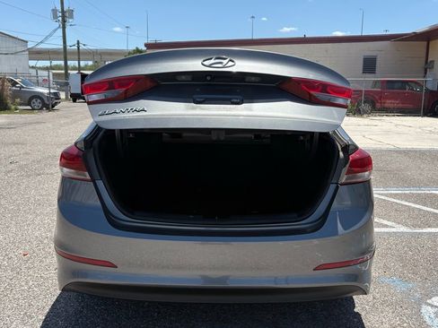 Used 2018 Hyundai Elantra SEL FWD image 13