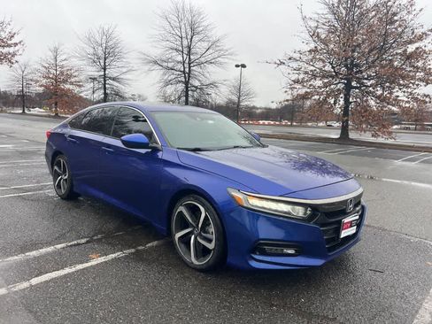 Certified 2018 Honda Accord Sport image 29