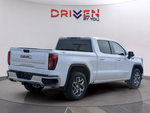Used 2024 GMC Sierra 1500 SLT w/ SLT Premium Package image 5