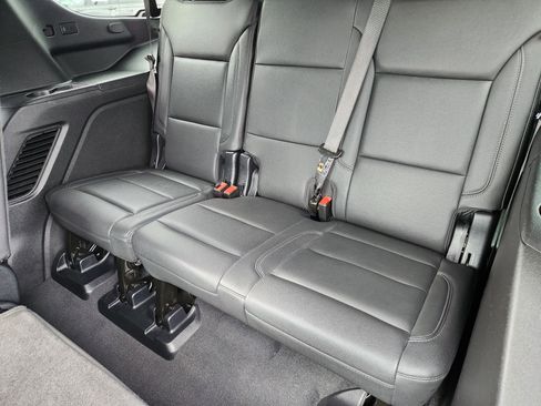 Certified 2025 Chevrolet Tahoe LT image 32