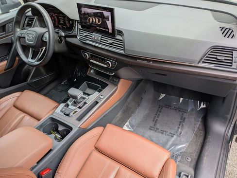 Used 2023 Audi Q5 2.0T Premium Plus w/ Premium Plus Package AWD/4WD image 35