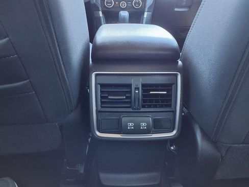Used 2023 Subaru Forester Premium AWD/4WD image 23