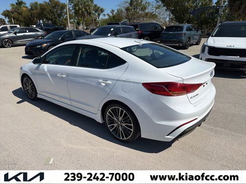 Used 2018 Hyundai Elantra Sport image 6