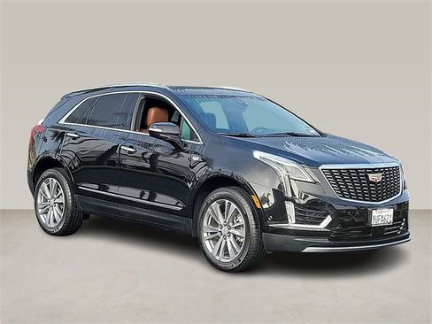 Used 2025 Cadillac XT5 Premium Luxury w/ Technology Package image 1