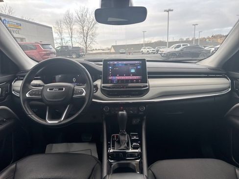 Used 2022 Jeep Compass Limited w/ Elite Group image 19