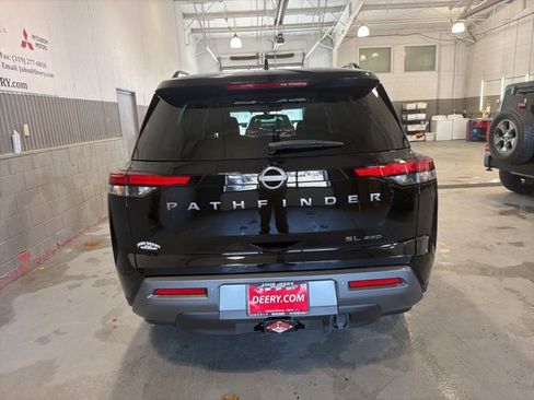 New 2026 Nissan Pathfinder SL AWD/4WD image 4