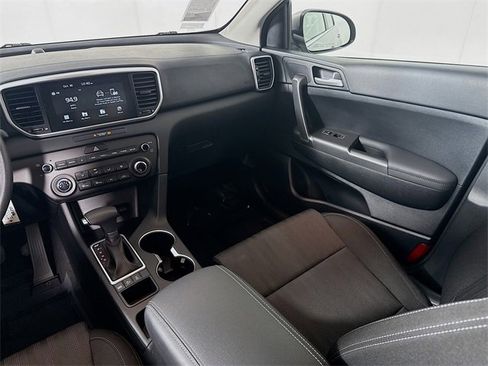 Certified 2022 Kia Sportage LX image 22