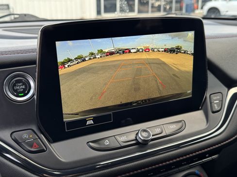 Used 2025 Chevrolet Blazer RS FWD image 17