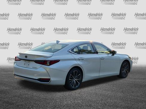Used 2023 Lexus ES 300h w/ Premium Package FWD image 10