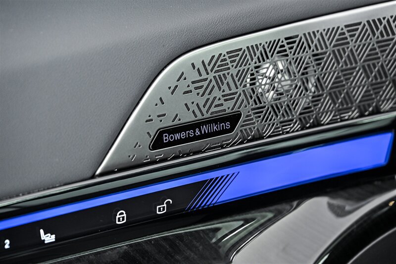 Used 2025 BMW M5 Touring AWD/4WD image 21