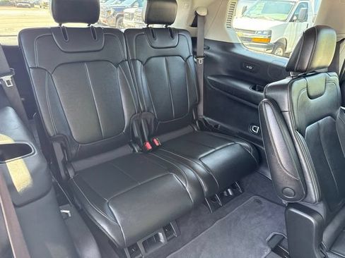 Used 2022 Jeep Grand Cherokee L Limited AWD/4WD image 26