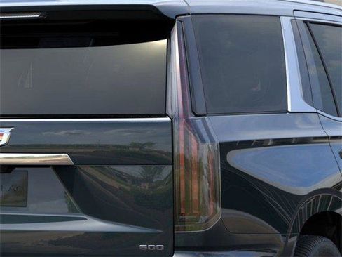 New 2026 Cadillac Escalade Luxury image 11
