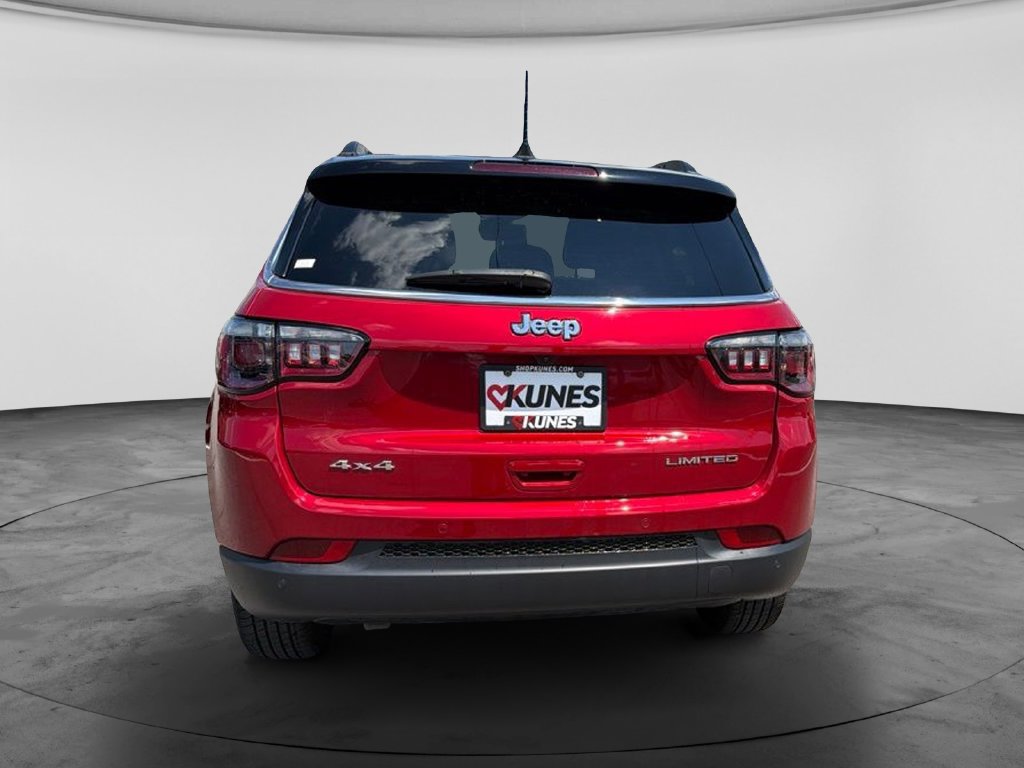 Used 2025 Jeep Compass Limited AWD/4WD image 8