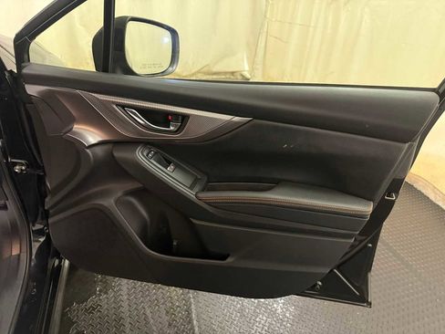 Certified 2023 Subaru Crosstrek 2.5i Limited w/ Moonroof Package image 29