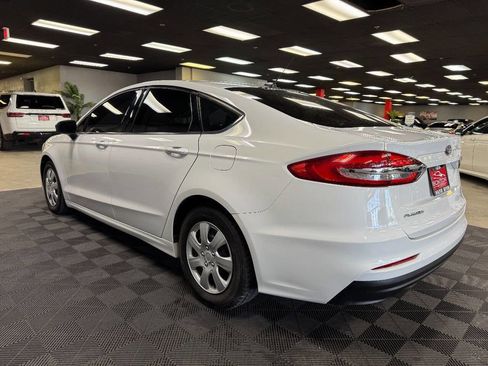 Used 2019 Ford Fusion S image 11