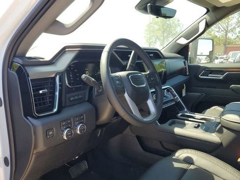 New 2026 GMC Sierra 2500 Denali w/ Denali Reserve Package AWD/4WD image 21