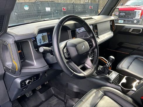 Used 2024 Ford Bronco Badlands w/ Sasquatch Package image 14