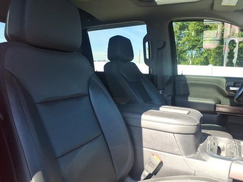 Used 2020 GMC Sierra 3500 SLT w/ SLT Convenience Package image 16