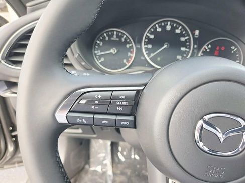 New 2026 MAZDA MAZDA3 2.5 S Hatchback w/ Premium Pkg FWD image 17