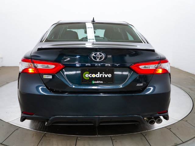 Used 2020 Toyota Camry SE w/ Convenience Package FWD image 5