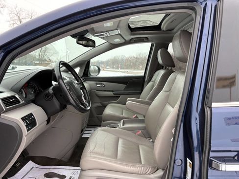 Used 2016 Honda Odyssey Touring image 17