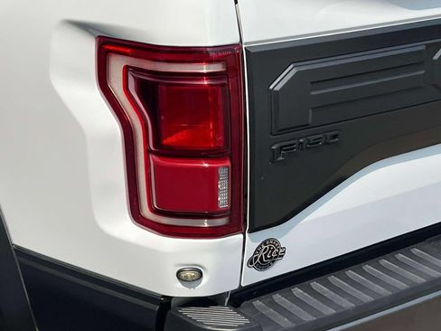 Used 2018 Ford F150 Raptor w/ Equipment Group 802A Luxury AWD/4WD image 10