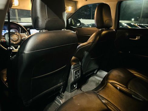 Used 2021 Jeep Compass Limited image 37