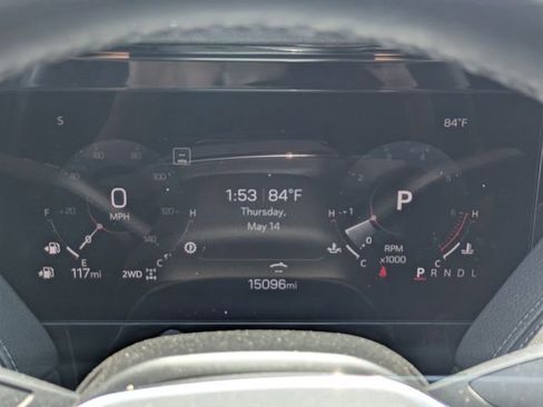 Used 2025 GMC Yukon XL Denali AWD/4WD image 30
