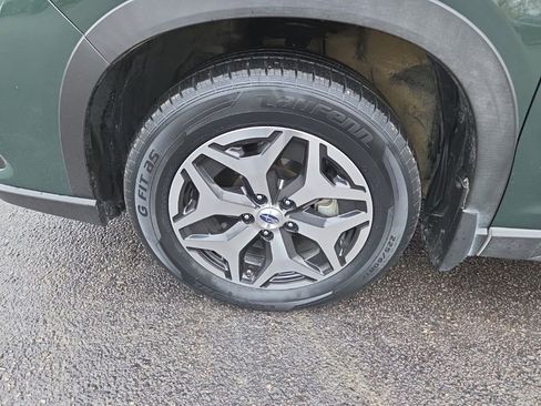 Certified 2023 Subaru Forester Premium image 25