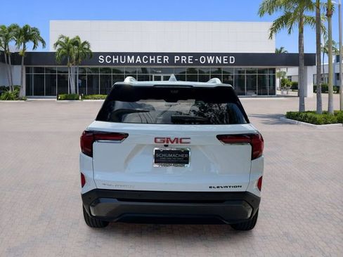 Used 2026 GMC Terrain Elevation w/ Elevation Premium Package FWD image 6