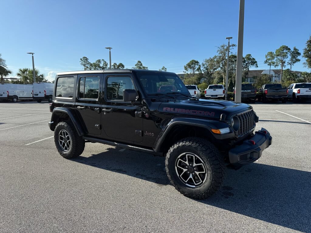 Used 2026 Jeep Wrangler Unlimited Rubicon w/ Technology Group AWD/4WD image 1