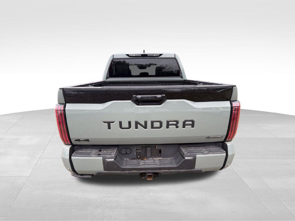 Used 2025 Toyota Tundra Platinum AWD/4WD image 5
