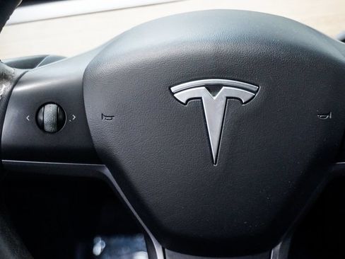 Used 2022 Tesla Model 3 Long Range AWD/4WD image 15