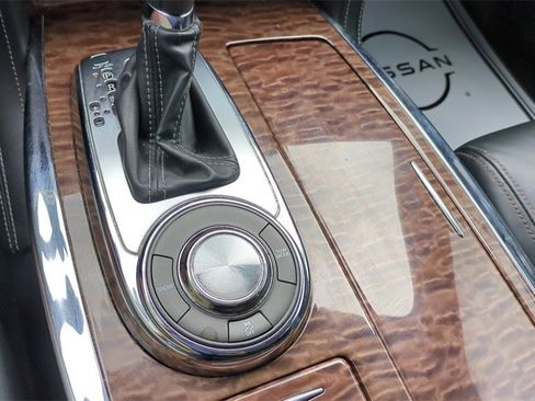 Used 2019 Nissan Armada Platinum w/ Captain's Chairs Package image 23