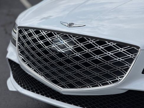 Used 2025 Genesis G80 2.5T Advanced image 8