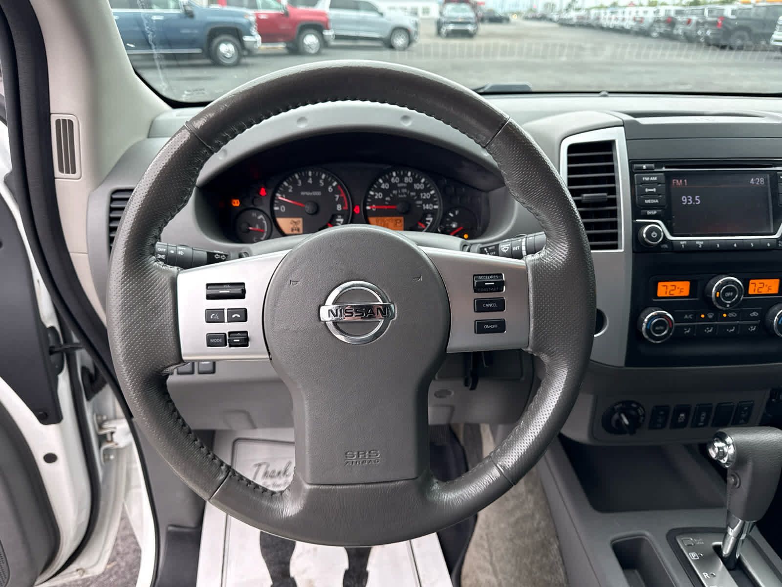 Used 2018 Nissan Frontier SV w/ Value Truck Package AWD/4WD image 13