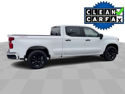 Used 2021 Chevrolet Silverado 1500 Custom image 2