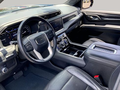 Used 2021 GMC Yukon XL Denali AWD/4WD image 18