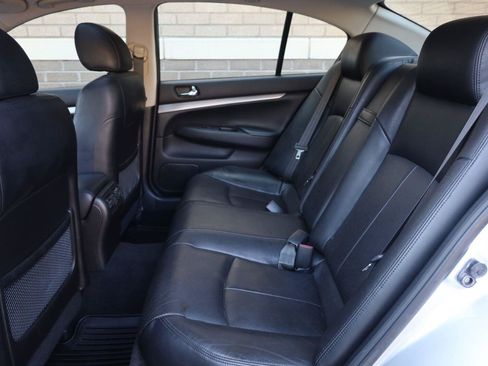 Used 2010 INFINITI G37 x Sedan w/ Premium Pkg AWD/4WD image 21